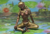 * Tweekleurig brons Parvati beeldje met shungiet poeder