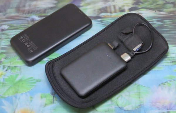 * Scalaire set met powerbank of GSM